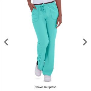 HeartSoul scrub set -- Medium